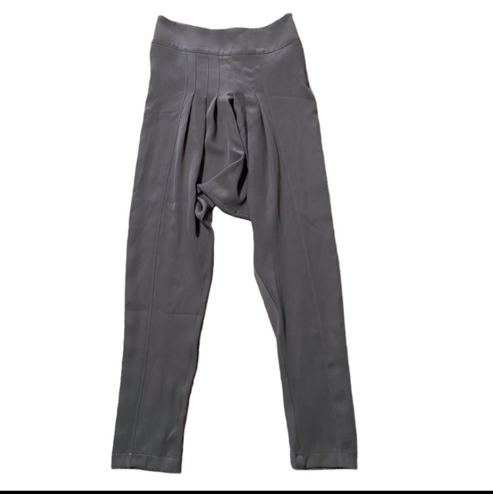 💯 RUTI Drop Crotch Pleated Front Capris